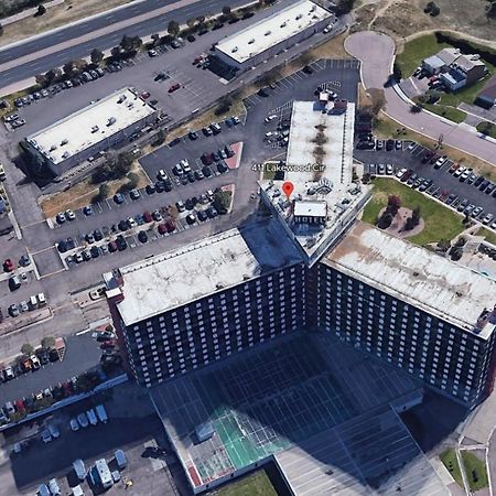 Satellite Hotel Colorado Springs Exterior photo